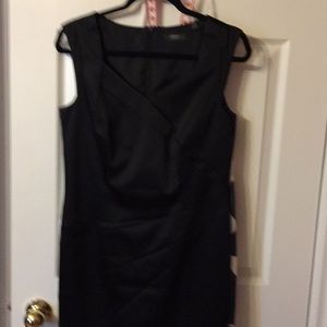 Sleeve less dress